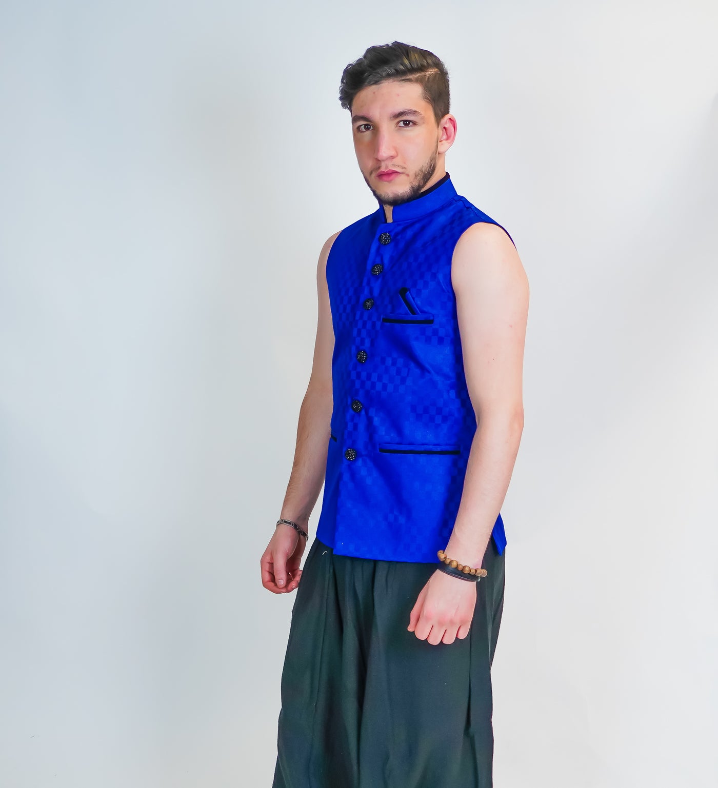 Biagio Men's Silk Dress Vest & Bow Tie Set